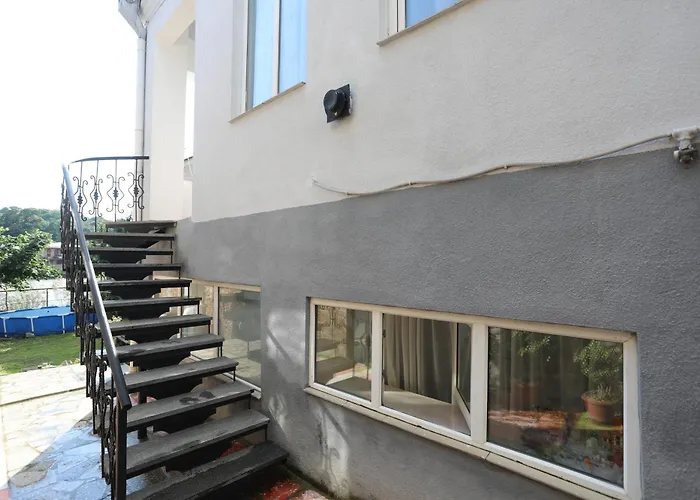Aparthotel Rioni